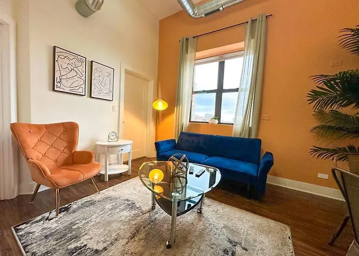 Апартаменты Mccormick Cosy 3br W Optional Parking Чикаго