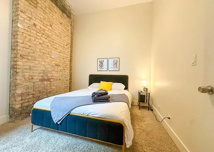 Апартаменты Mccormick Cosy 3br W Optional Parking *